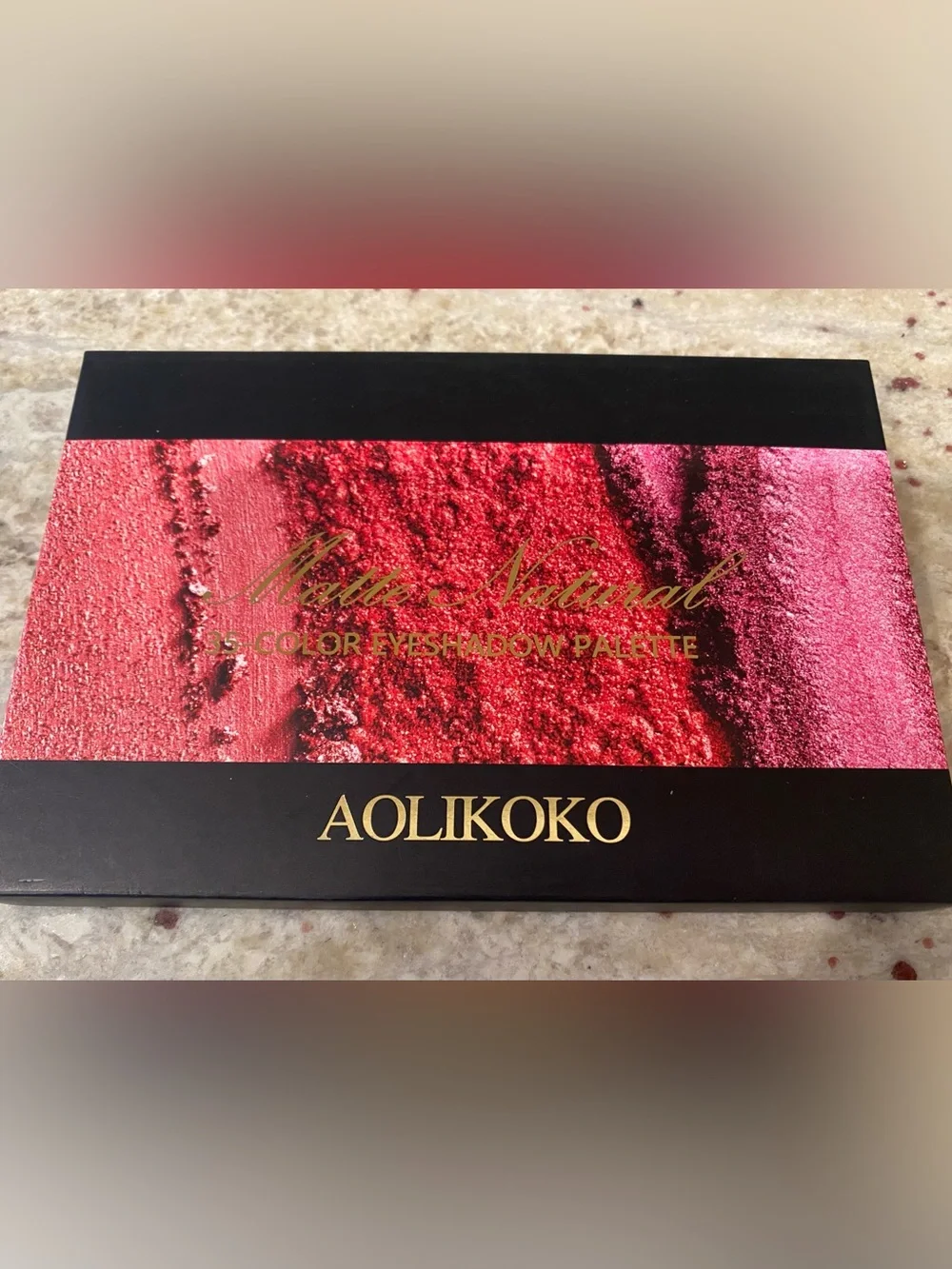 Aolikoko Matte Natural 35 Color Eyeshadow Palette with mirror